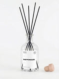 Raumdiffuser 250 ml Babypowder – Pudriger Raumduft wie Babypuder – Duftstäbchen für Zuhause, Bad & Schlafzimmer – Clean Cotton & Soft Powder Duft – Made in EU