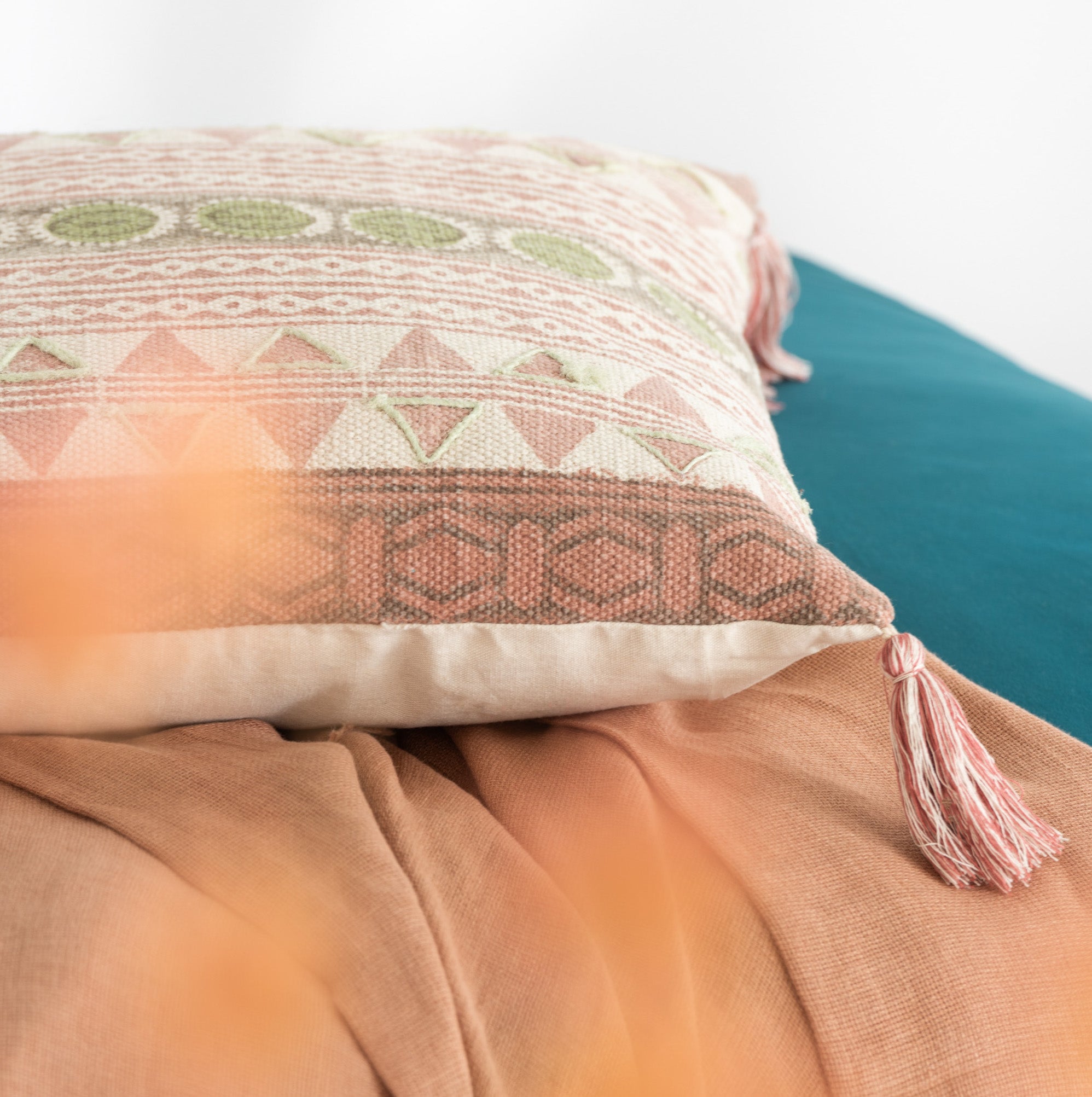 kissen-indisch-baumwolle-bordeaux-grün