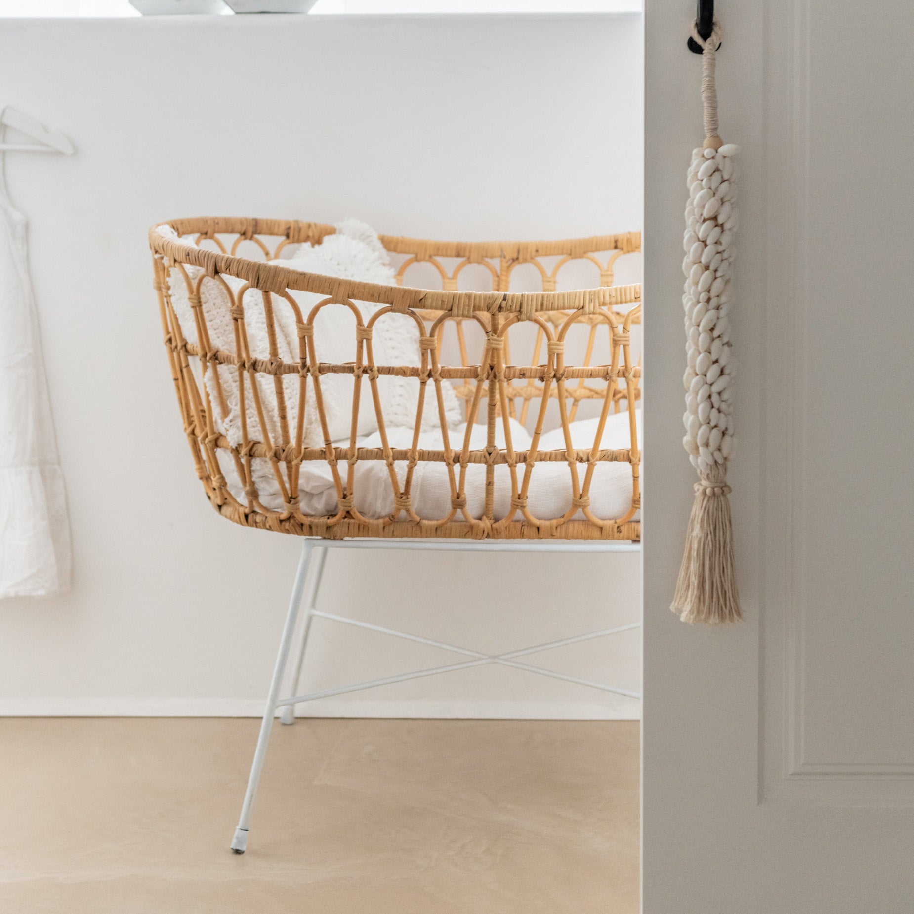 wiege-rattan-naturell